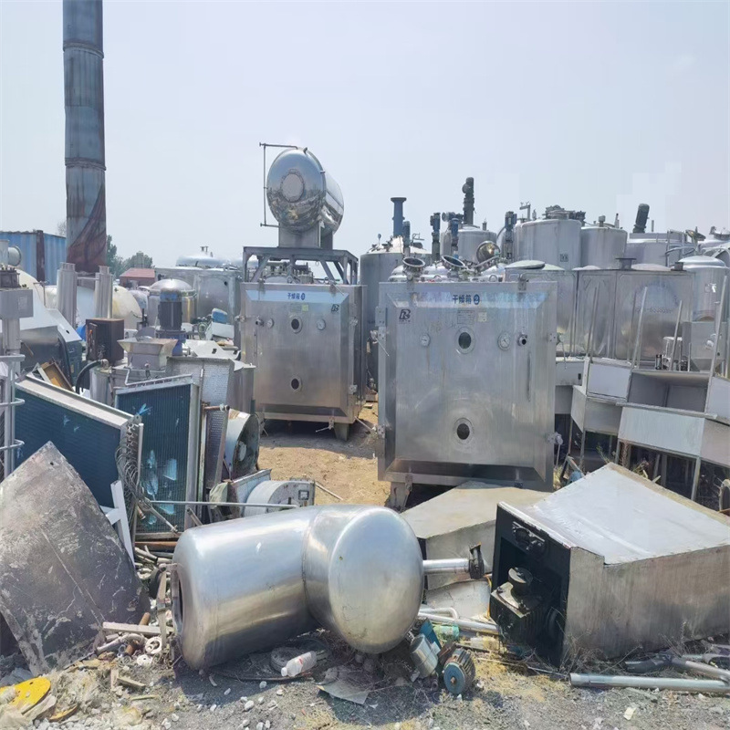 出售二手2000升双锥搪瓷回转真空干燥机 耙式干燥设备 回收