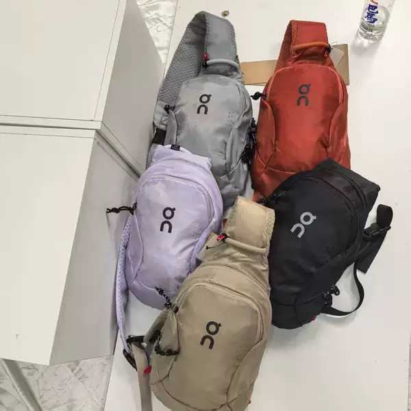 25 new models of ultra-light waterproof running and fitness casual bags for men and women, suitable for couples, sports chest bags, trendy