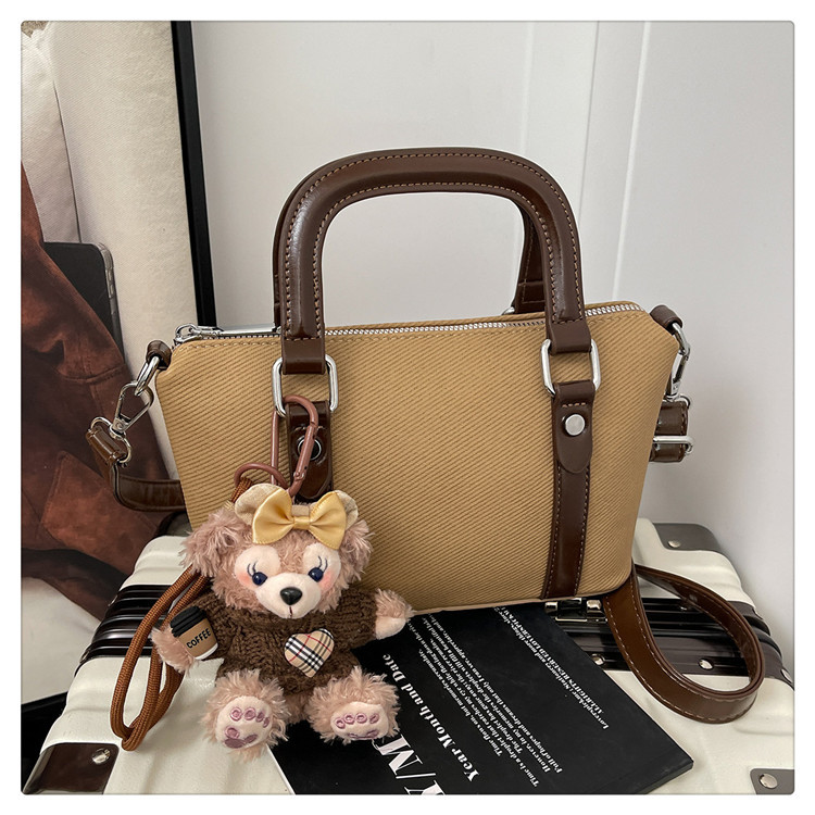 Nuevo cross-border nuevo bolso axilar de textura simple, bolso de mano de moda, bolso de hombro casual.