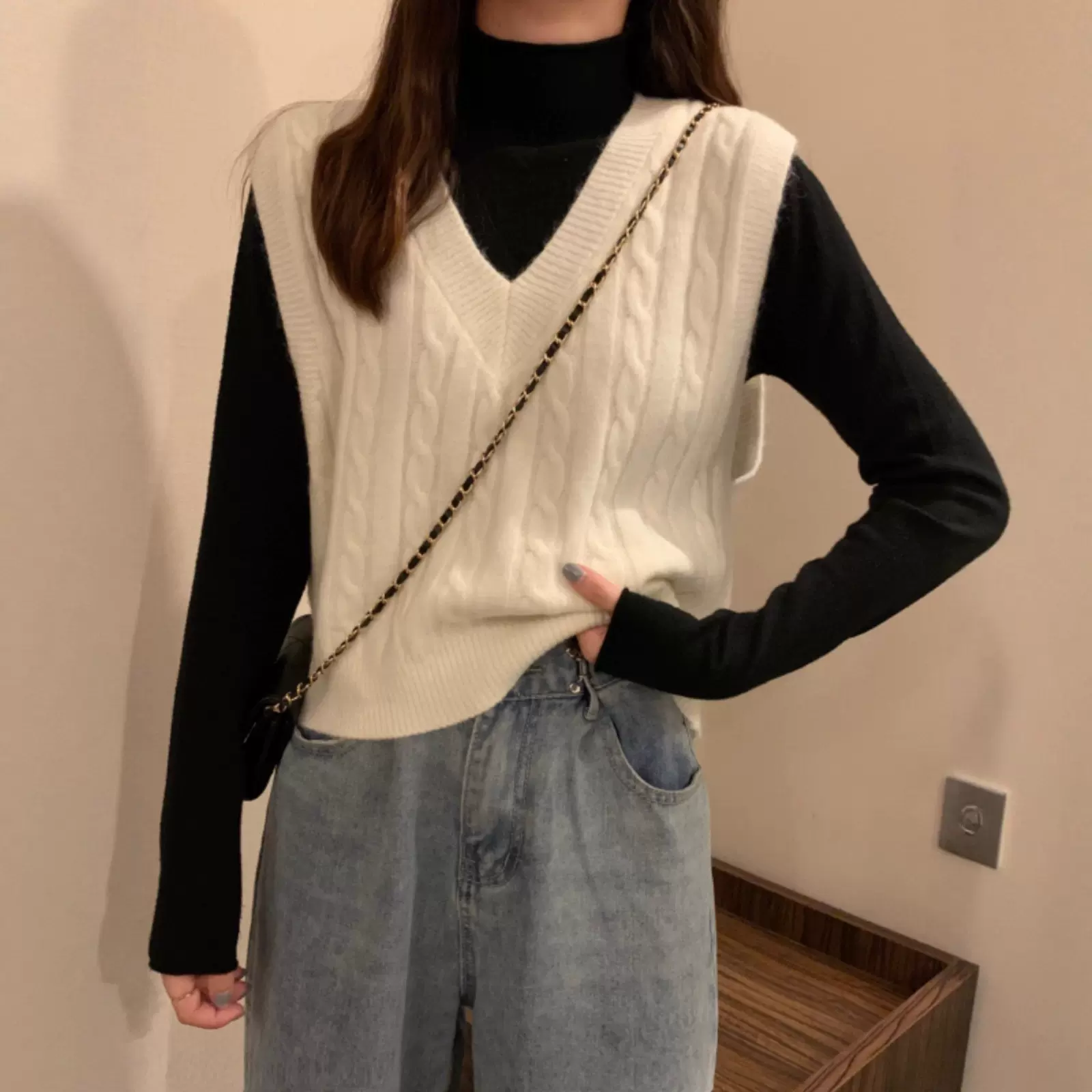 V领毛衣马甲背心秋冬季新款女款短款外穿韩版交八针织坎肩上衣潮