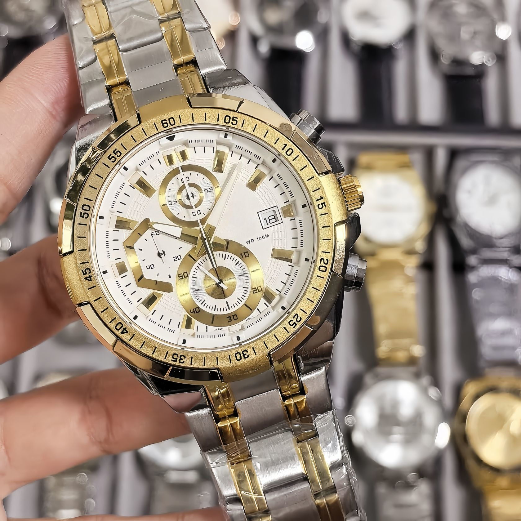 Business Men's Watch Gold Multi-Function Three-Eye Six-Hand Waterproof Luminous Watch Large Dial Luxury Quartz Watch