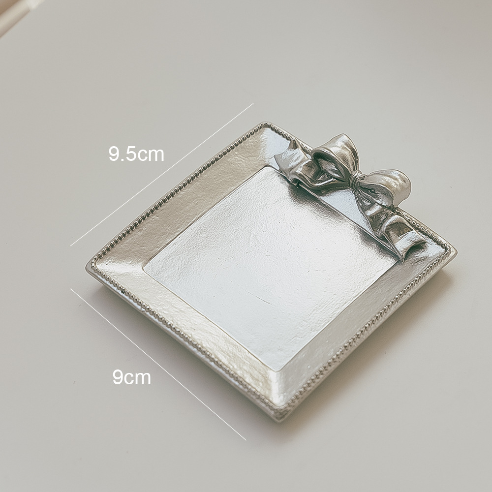 Ins香薫ろうそくトレイベースデスクトップクリエイティブ収納装飾容器軽贅沢レトロ円形燭台置物