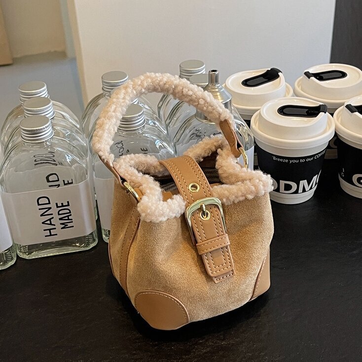 2025 New Casual and Fashionable Lamb Hair Bucket Bag Suede Mini Handbag High-Looking Shoulder Crossbody Bag 2025 New Casual and Fashionable Lamb Hair Bucket Bag Suede Mini Handbag High-Looking Shoulder Crossbody Bag