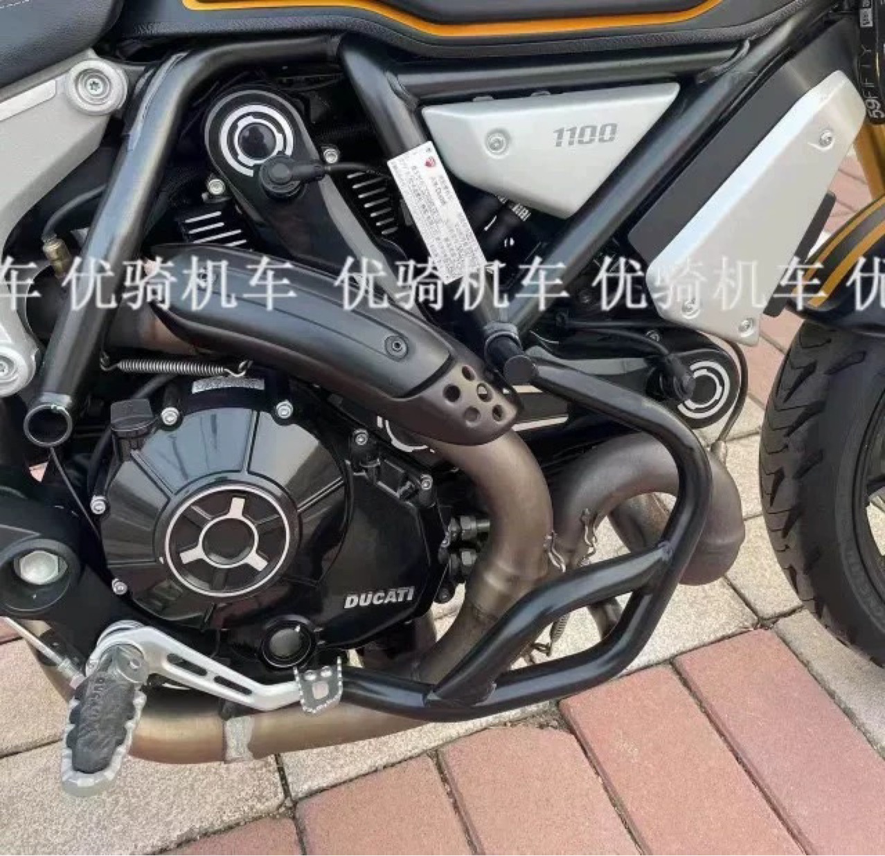 Suitable for Ducati SCRAMBLER free 800 modified engine guard bar body anti-drop bar