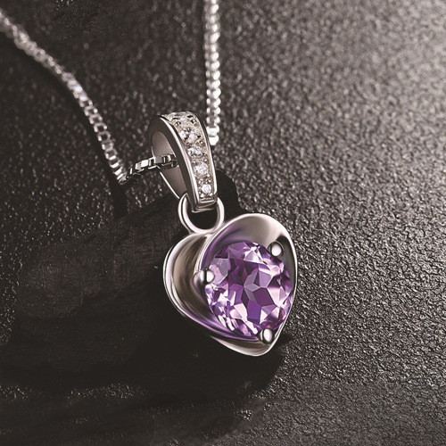 Weihua cross-border Internet celebrity heart-shaped crystal silver-plated jewelry amethyst women's necklace Korean version gift purple spirit pendant wholesale