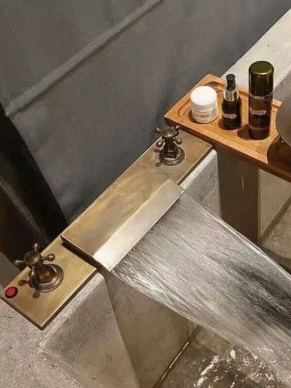 Hot Spring Bathtub Faucet All-Copper Large Flow Hot and Cold Seat Type In-Wall Waterfall Outlet Hotel B&B