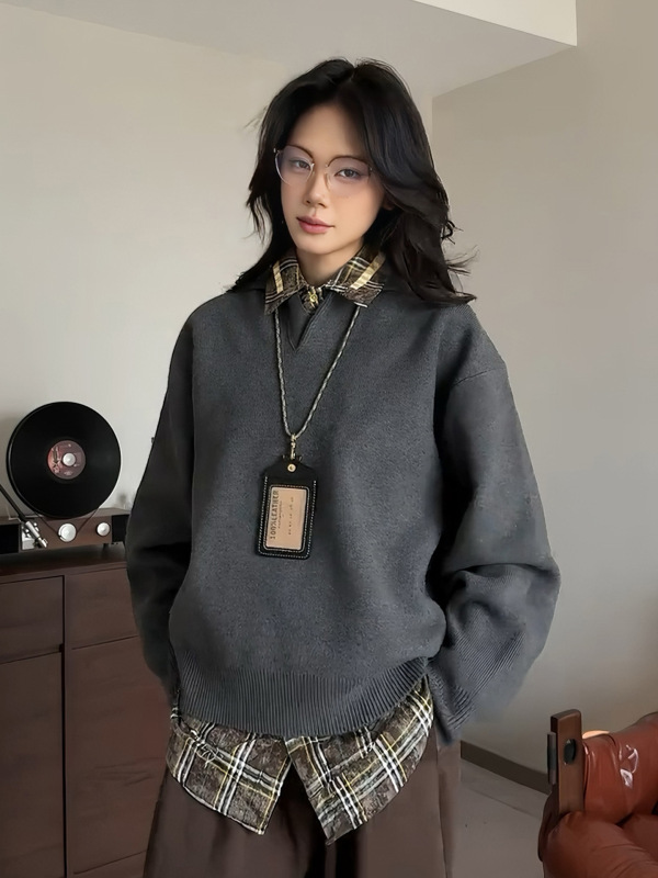 深灰慵懒破裁毛衣女装 百搭宽松简约V领毛衫尤缇时尚秋季新款|undefined