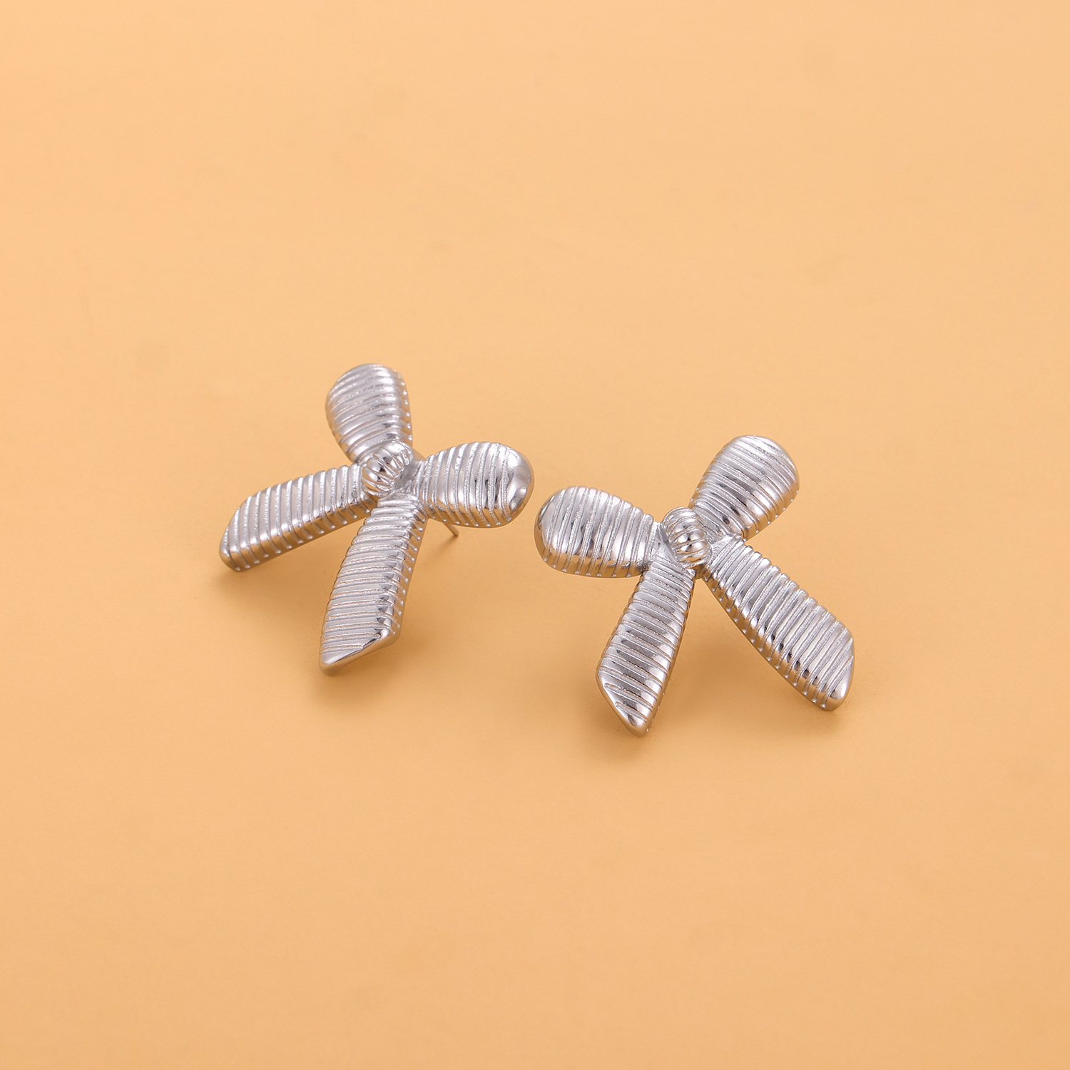 8g Weight 304 Stainless Steel Ear Needle Material Ear Studs Classification 1 Pair Quantity Holiday, Daily Occasion 304 Stainless Steel Material Bow Knot Pattern All Seasons Season Women's Gender Plating Design Elegant, Simple Style Style 1 Pair Elegant Simple Style Bow Knot Plating 304 Stainless Steel Ear Studs 17