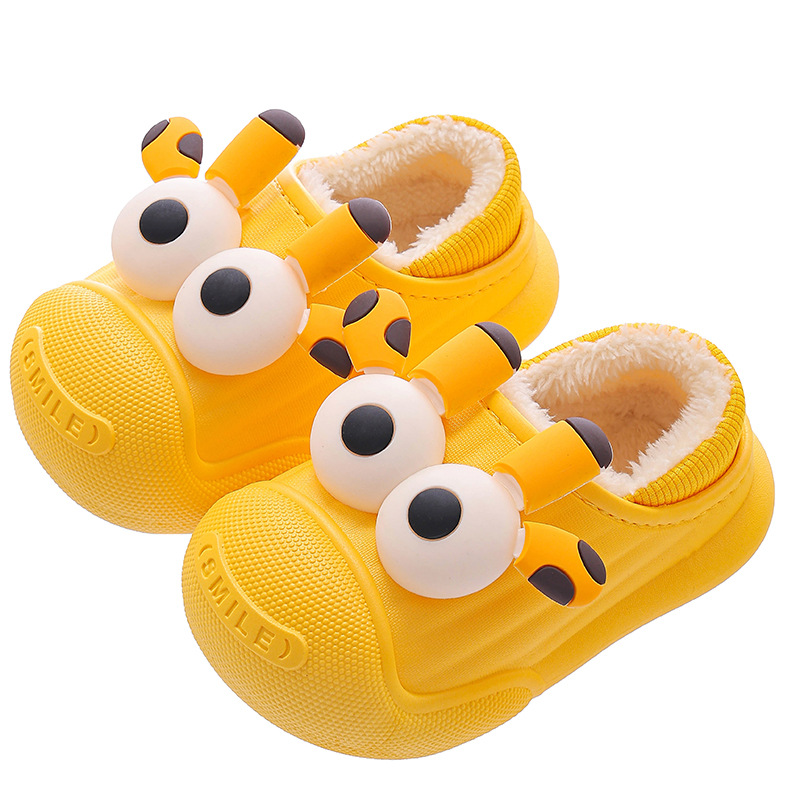 Otoño y invierno zapatos de algodón para niños, niñas y niñas lindos impermeables, antideslizantes, cálidos y terciados, zapatillas de algodón para niños pequeños y medianos.
