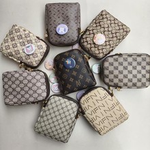 新款女式零钱包时尚休闲迷你钥匙包双层手机挎包手拿包花料斜挎包