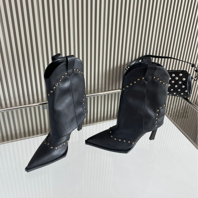 2025秋新款尖头铆钉细高跟套脚百搭性感低筒马丁瘦瘦时装女短靴