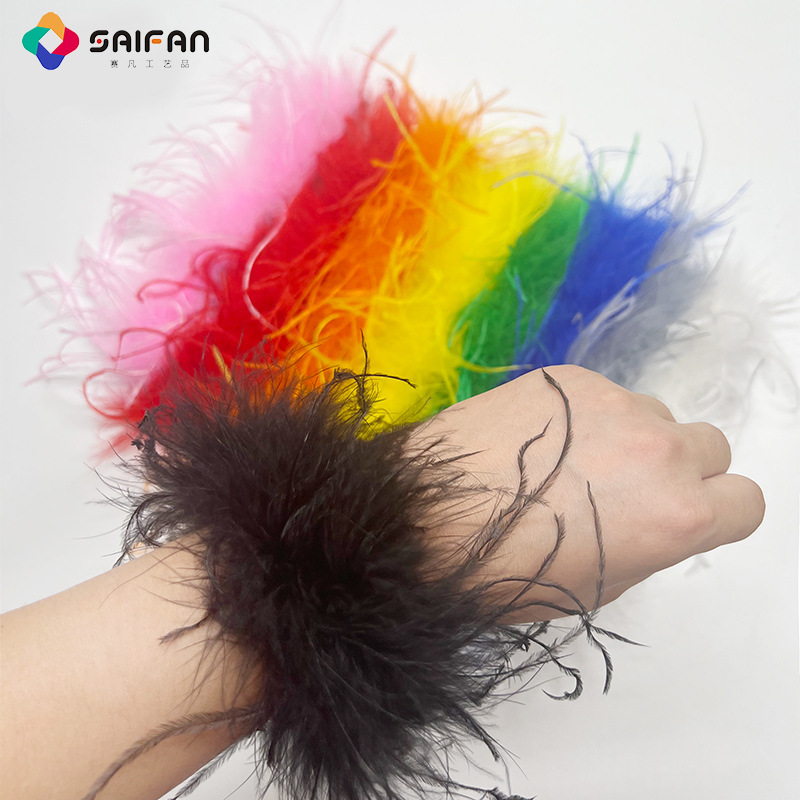 Cross-border nuevo colorido pluma felpa anillo lindo peludo Snap pulsera personalidad moda felpa correa para la muñeca