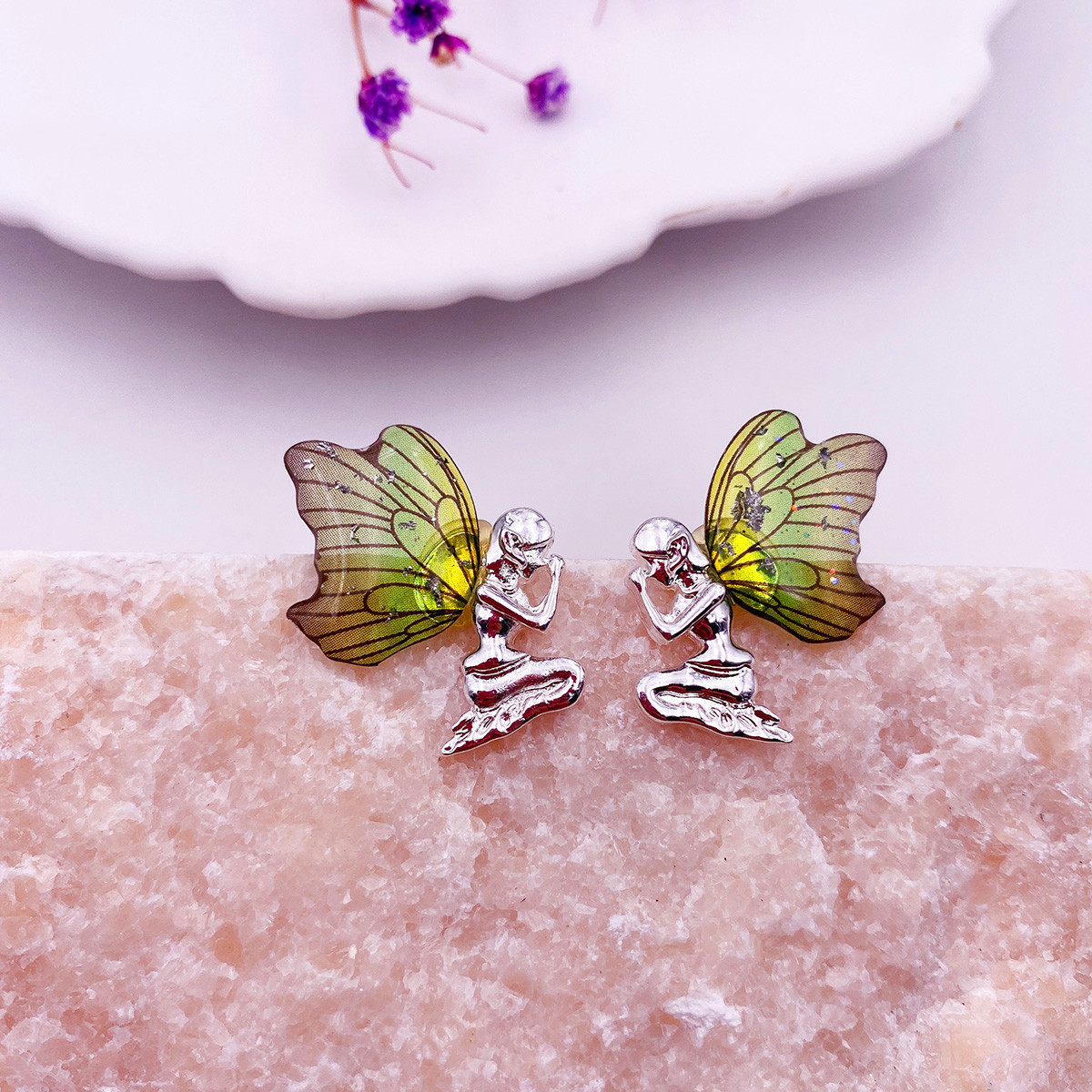 Simple Style Wings Plastic Plating Women's Earrings display picture 2