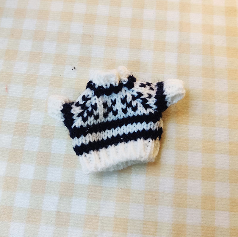 15cm ciego caja pull paño suéter pantalones macaron labubu colgante muñeca suéter Año Nuevo suéter lindo