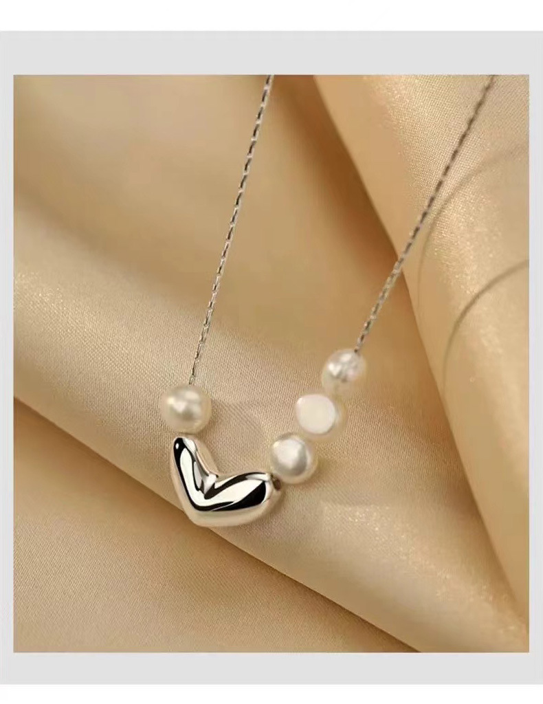 Holiday, Daily Occasion 925 Sterling Silver Material Heart Shape Pattern 925 Sterling Silver Pearl Heart Shape Necklace