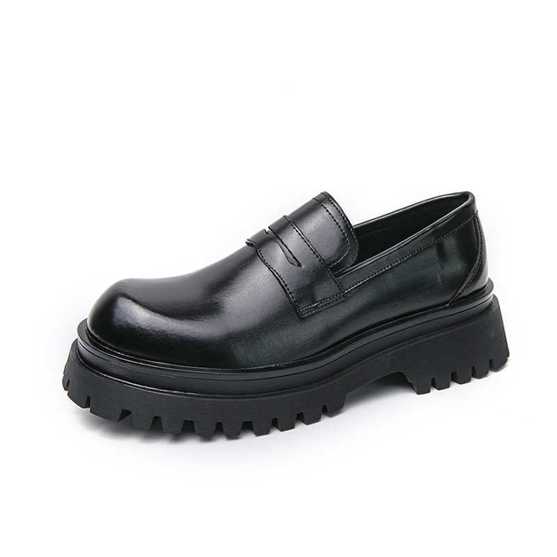 Nuevo estilo transfronterizo Four Seasons Zapatos Lefu de un pie Zapatos de aumento de altura de suela gruesa Zapatos de cuero de estilo británico casuales para hombres de moda negra
