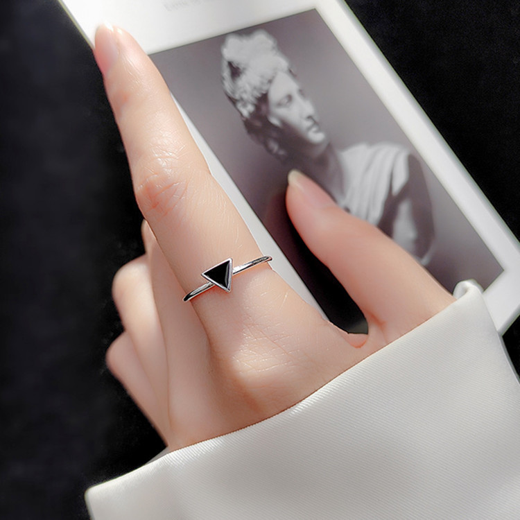 Korean New Fashion Black Epoxy Triangle Open Ring Female Niche Design Copper Ring display picture 3