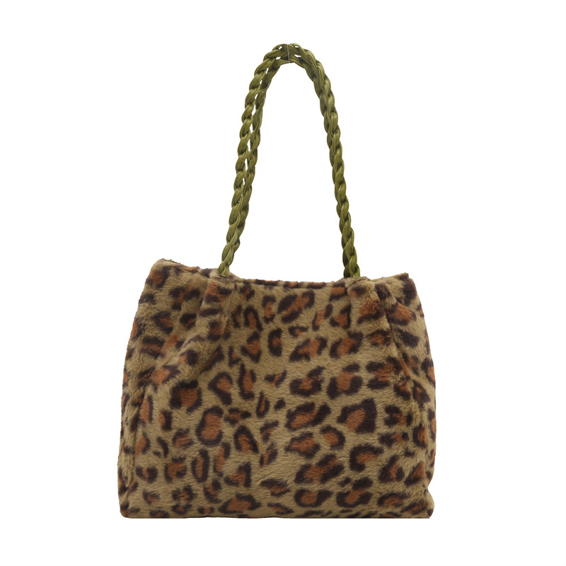 Chain de moda de peluche estampado leopardo de estilo extranjero este año bolsos de moda simples bolsos de hombro y brazo