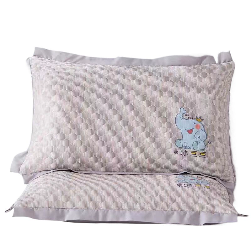 Летичный шелковый матрас? Wait. Correct: Summer silk mat, breathable pillowcase, cartoon pillow for kindergarten