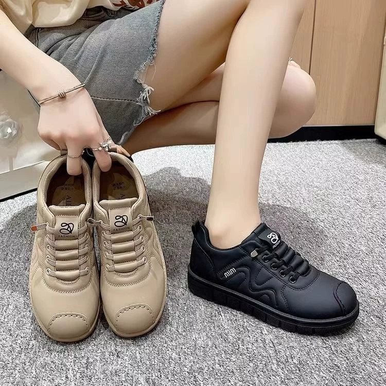 Взрывные корейские маленькие белые туфли легкие дышащие спортивные повседневные туфли 2025 новые модные студенческие дикие кроссовки на месте