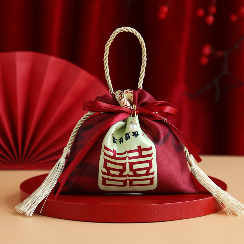 结婚喜糖袋子2025新款高级感婚礼订婚专用糖果布袋喜糖盒子免折叠|undefined