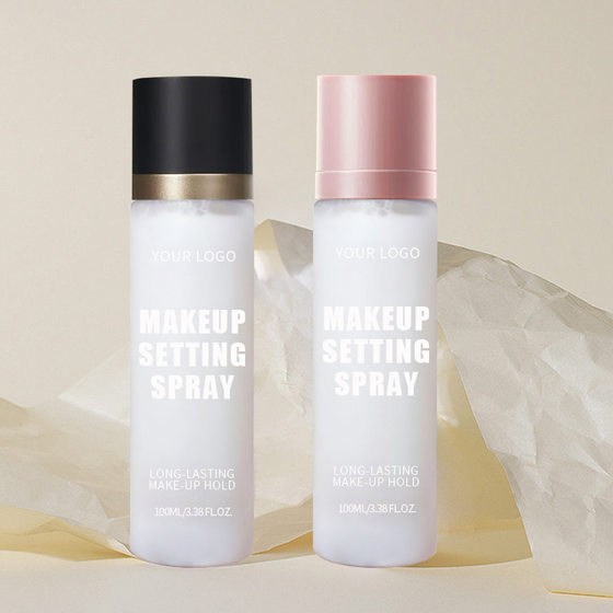 Cross-border logo-free anti-sweat soft-focus hydrating spray moisturizing makeup-fixing water matte matte makeup-fixing spray