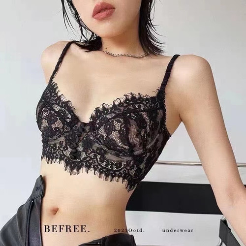 European and American sexy underwear, French eyelashes, beautiful back, pure lust style, sexy underwear, big breasts, small backless lace underwear