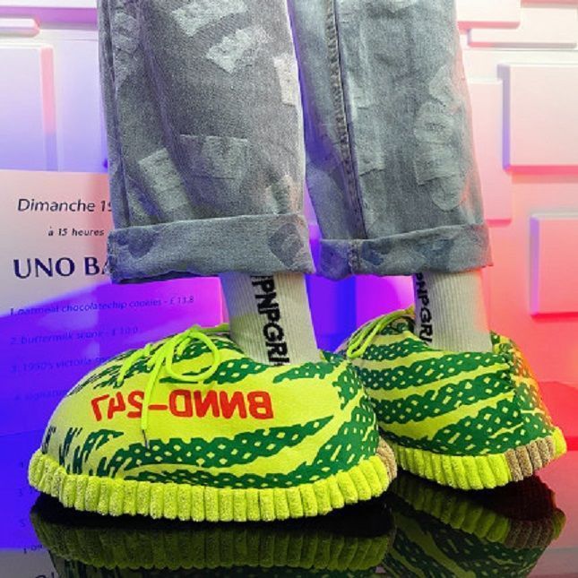Invierno parodia aj cono coco zapatillas de algodón divertido interior pareja casero zapatos de felpa cálido rojo neto zapatos de algodón grande mujer