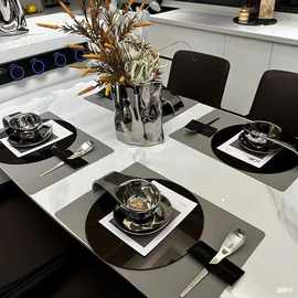 意式轻奢样板房间餐桌摆件感餐具套装花艺花束干花装饰品