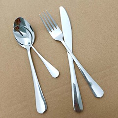 クロスボーダーステンレス鋼 1010 ナイフ、フォーク、スプーン、ホームホテル、洋食ステーキナイフ、フォーク、スプーン、ティースプーン、4 ピースカトラリーセット