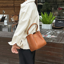 羳QˮͰ¿rŮnСpͨڰμб