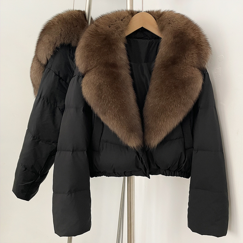 Elegant Short Down Jacket With Fox Fur Trim – Slim-Fit Winter Coat For Women, Detachable Hood & High-End Styling (Black/Brown Options, S/M Sizes)_voghion.com