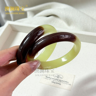 �S�����l�����Ϻ�����ɫ�S�ڎ��������C�S������A�l��l����