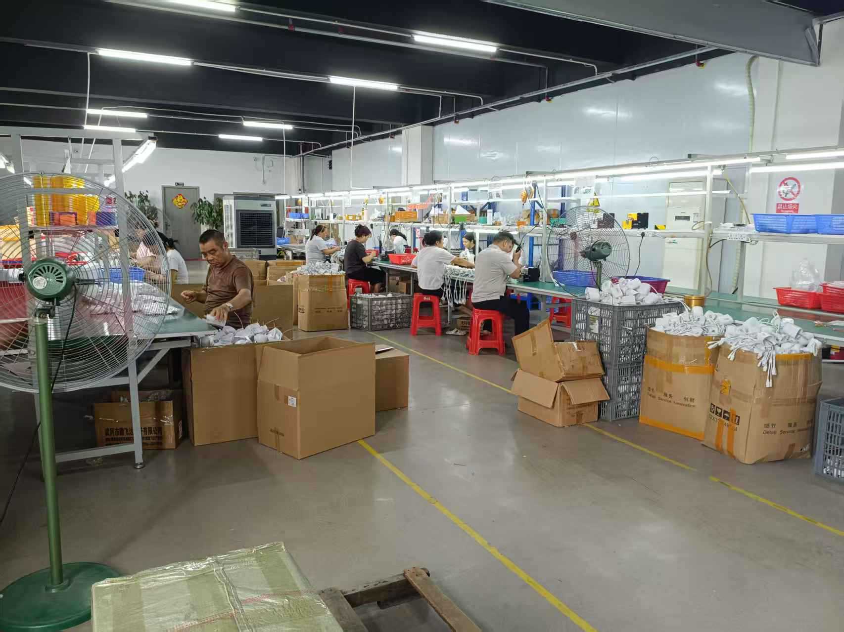跨境专供NVR单盘位8路500万录像机10路16路4K网络高清硬盘录像机