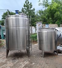 立式304不锈钢储罐液体不锈钢储罐10立方不锈钢储酒罐