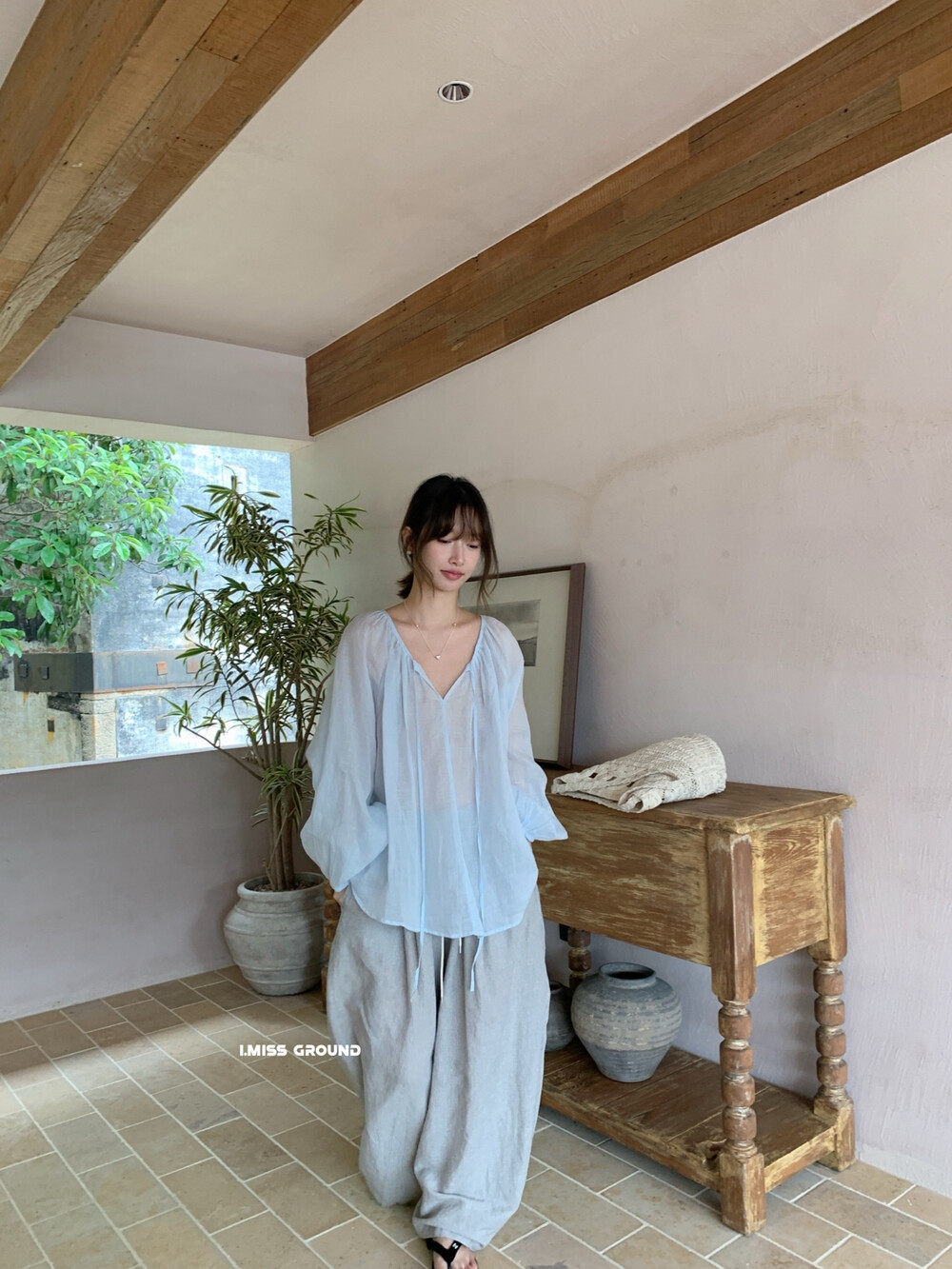 Áo sơ mi nữ linen tay dài cổ V dây buộc phong cách lười biếng — Xanh nước biển, màu hồng, Vàng nhạtcolor, trắng sữa chi tiết 16