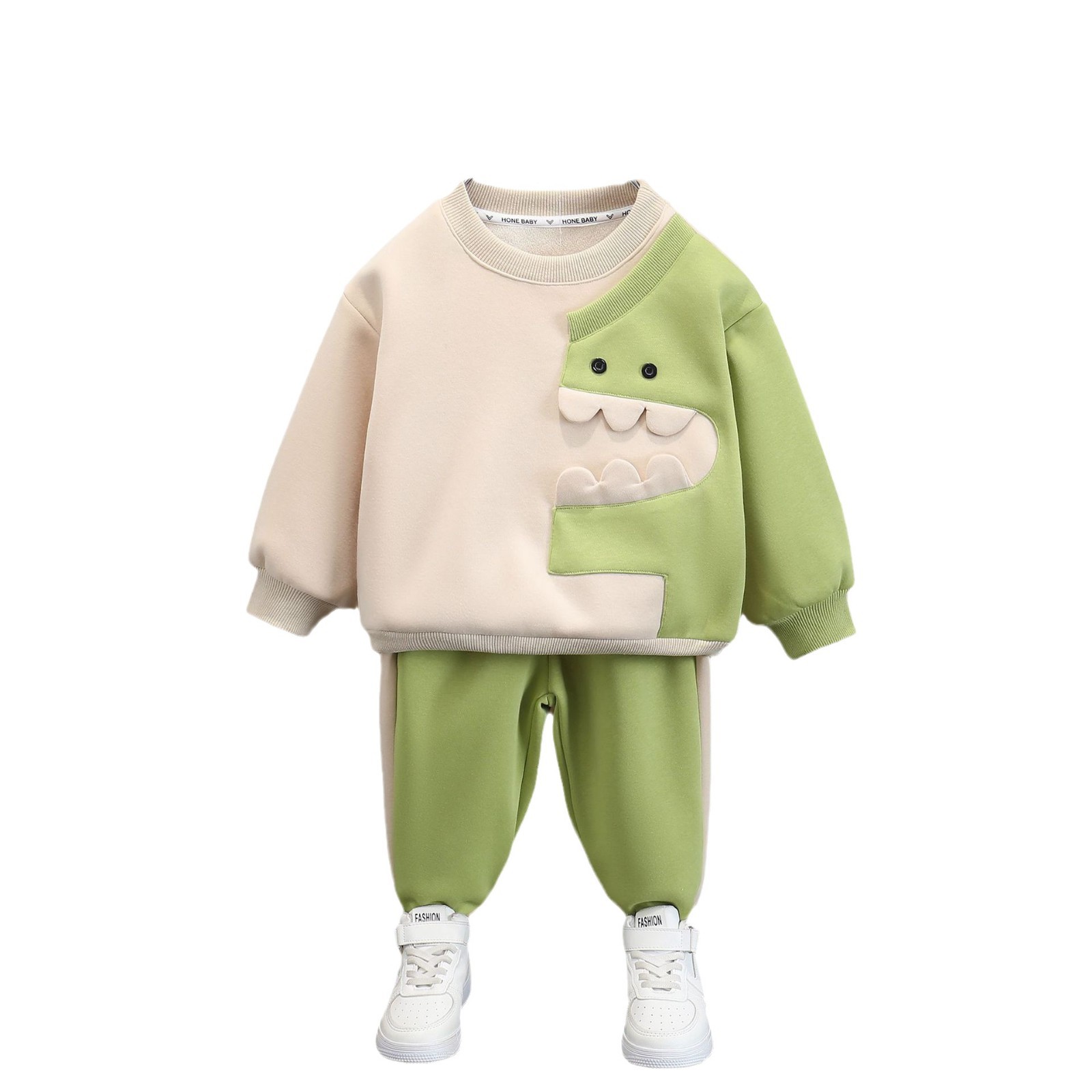 6357 Traje de otoño e invierno para niños 2025 Nuevo estilo para niños más ropa gruesa de terciopelo para hombres Suéter de invierno de dos piezas