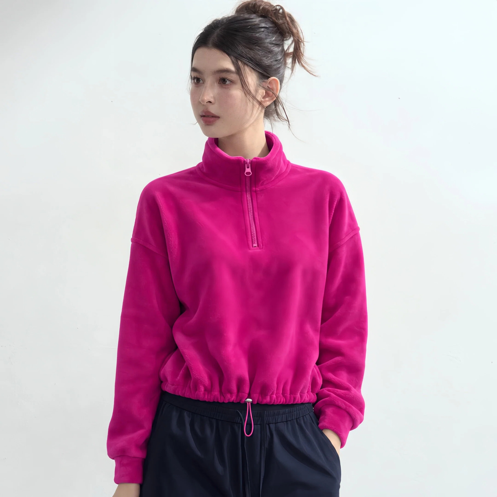 New fleece-lined sports sweatshirt for women, pullover style, high-neck design, suitable for outdoor fitness, with drawstring, loose fit, long sleeves, and made of O-Lin fleece, ideal for yoga