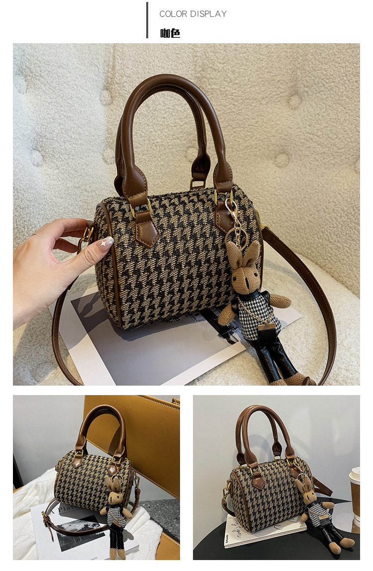 2021 New Bag Pillow Bag Houndstooth Portable Casual Fashion One-shoulder Messenger Bag display picture 1