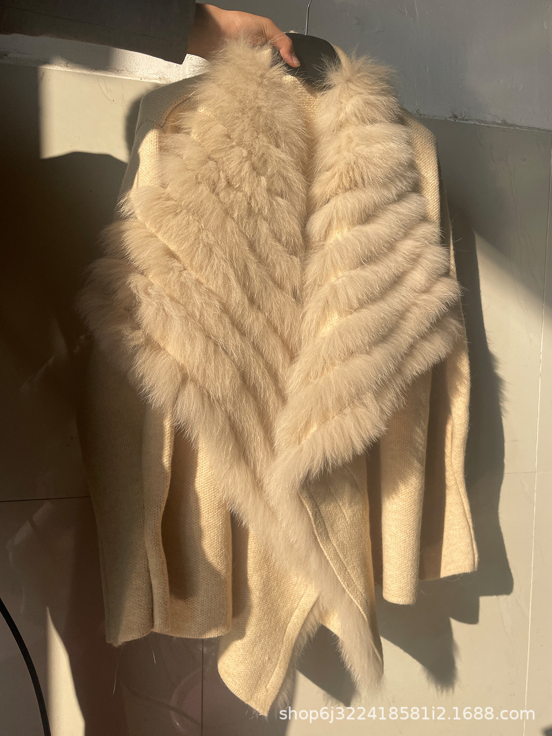 Autumn and Winter New Haining Fur Coat with Fox Fur Collar, Knitted Cardigan Sweater for Women, Thick Designer Style