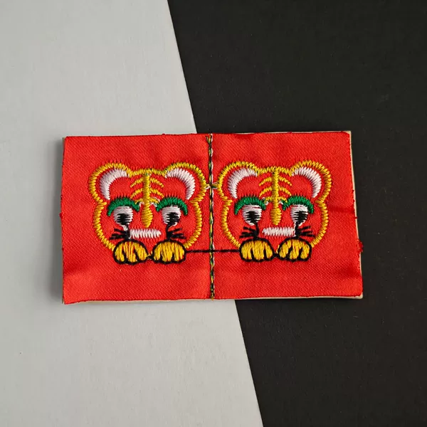 Double-sided tiger head [embroidery piece] 22*24mm