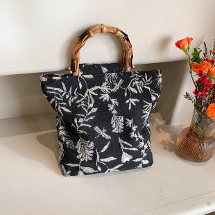 Ů�������¿����鲼�����r�п����Ứ��ϵ�͹��L�h���������