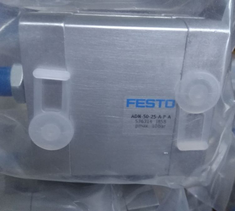 FESTO费斯托529027 SDE5-D10-C-Q6-P-M8-G5传感器