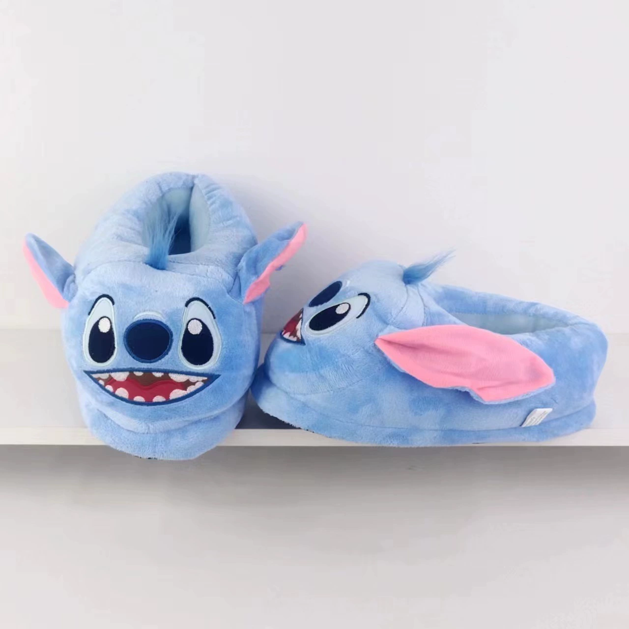 Winter cartoon warm slippers, for beloved
