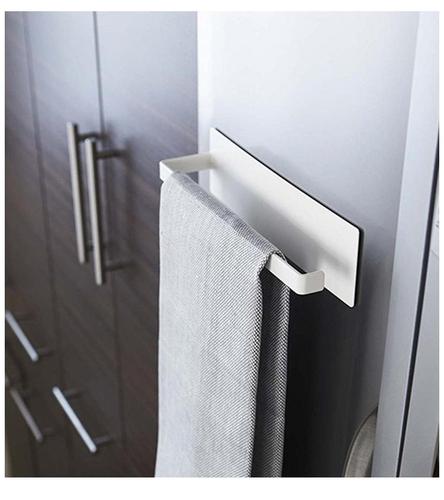 Japanese magnetic paper towel rack towel rack punch-free bathroom roll rack wall-mounted magnetic refrigerator rack wholesale