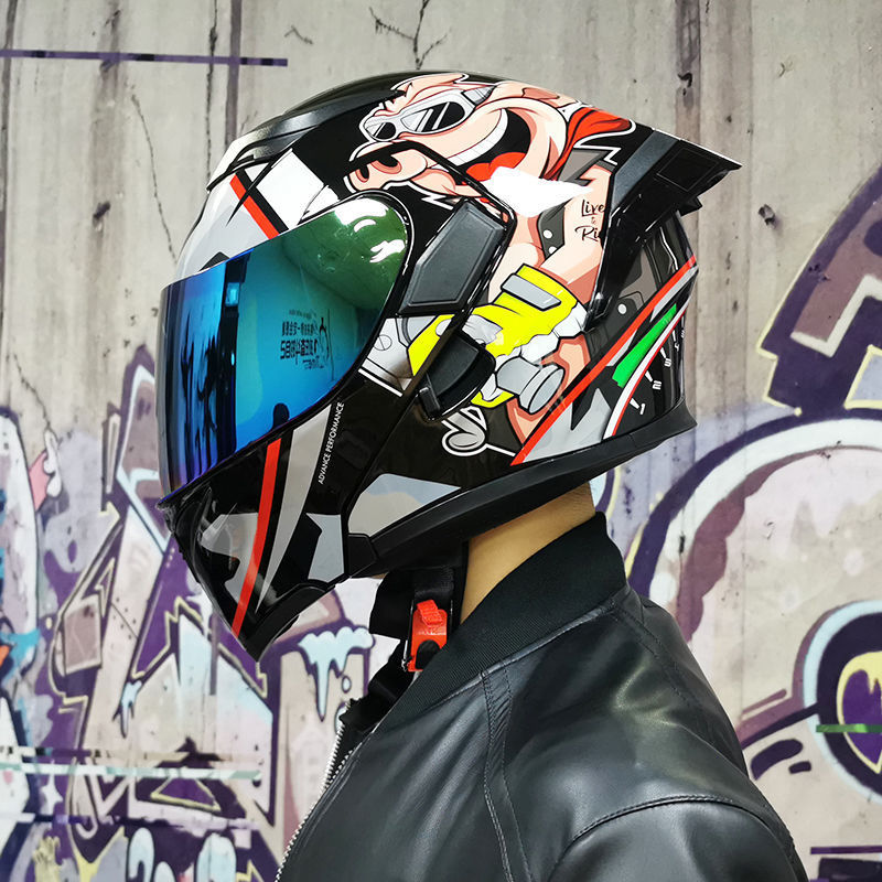 Hermano de cerdo amarillo con espejo de color + cola