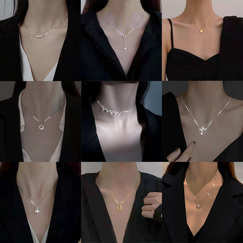 Titanium Steel Necklace Niche Design Necklace Female Butterfly Small Waist Pendant Simple Temperament Jewelry Accessories Wholesale