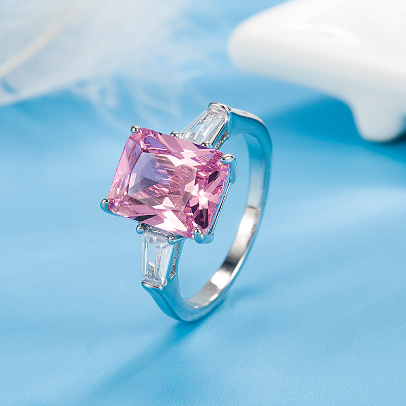 New SHEIN Hot Pink Exaggerated Princess Square Diamond Niche Ring Imitation Mosan Diamond Ring Proposal Ring Jewelry