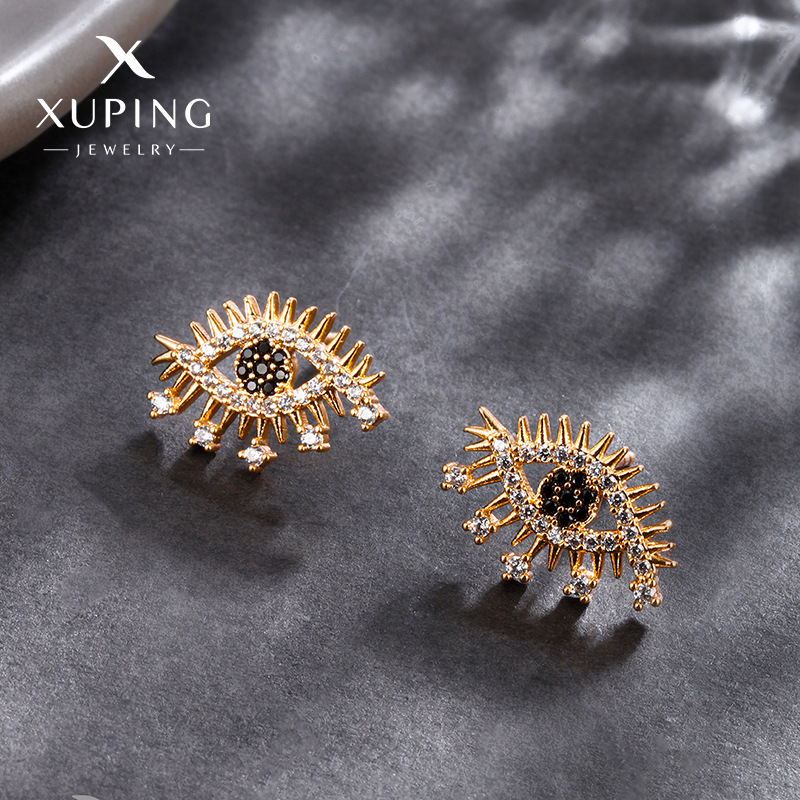 Xuping Europa y los Estados Unidos de la nueva moda extraña pendientes de ojos de diamantes, pendientes de orejas de lujo ligero y de alto nivel, pernos de ojos del diablo