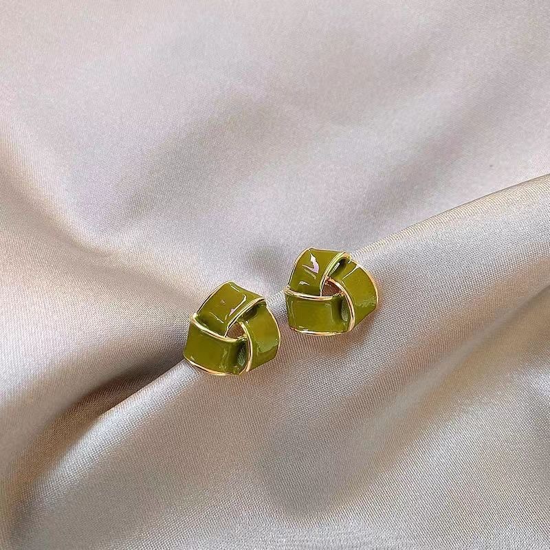 おしゃれで上品な釉薬仕上げの925シルバーピアス、シンプルで個性的なレディース向け、小さくてレトロな軽贅沢イヤリング、幾何学模様|undefined